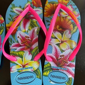 Tropical Pink & Blue Havaianas Flip Flops / sandal